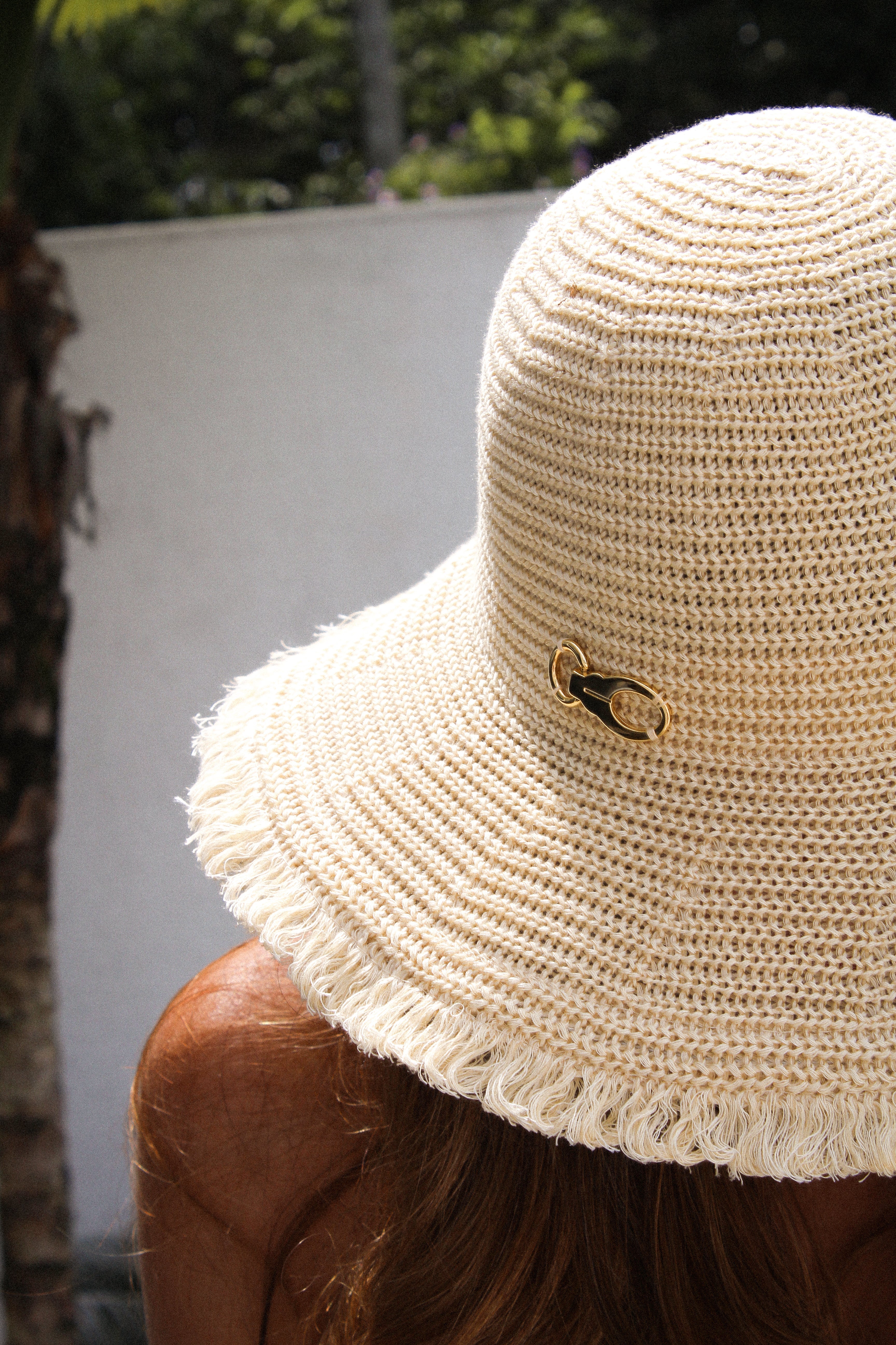 LUCKY STREAK CREAM HAT