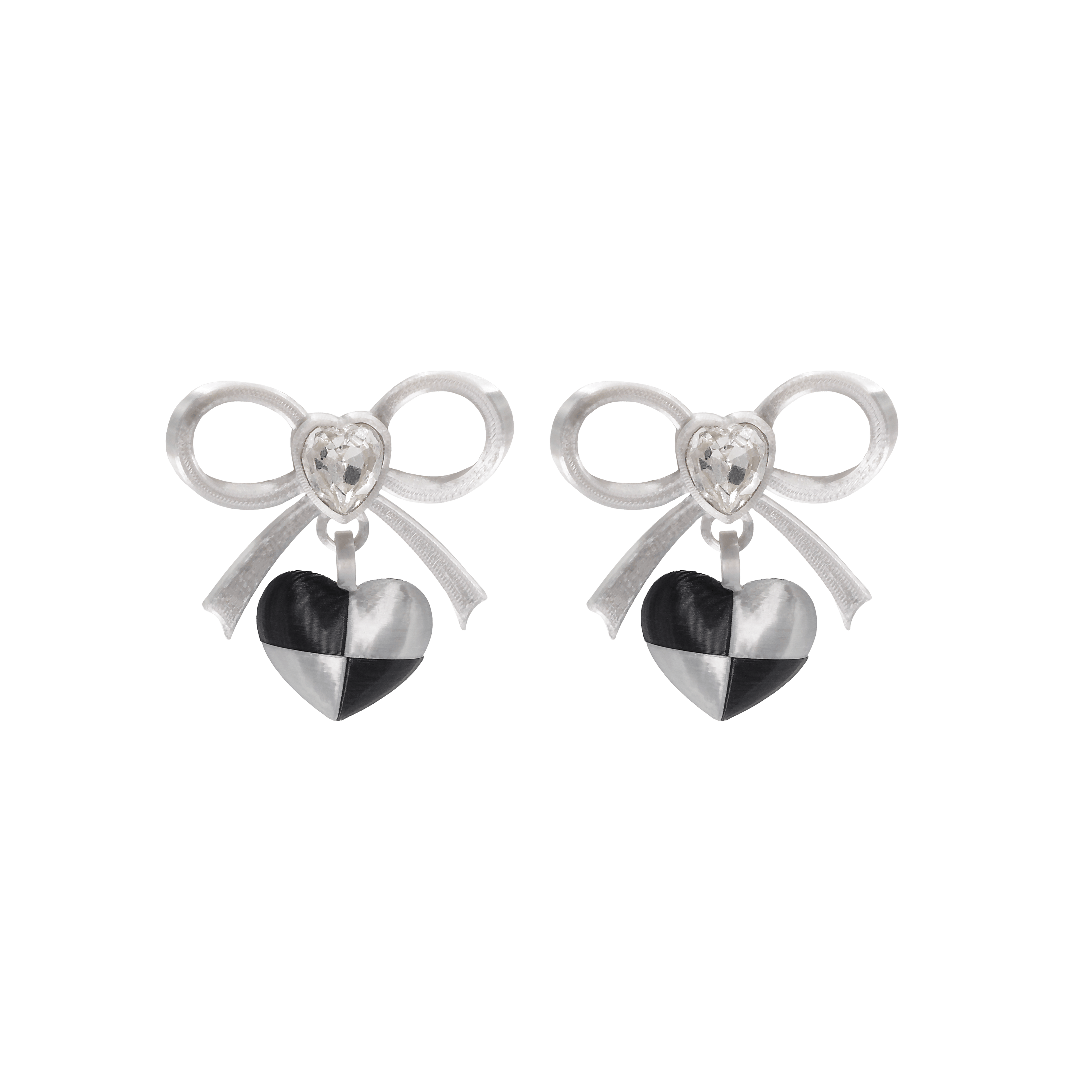 ARETES DE LAZO CON DIJE DE CORAZÓN