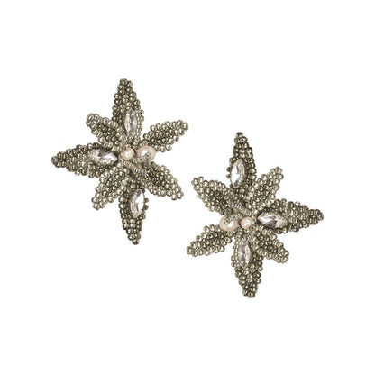 ARETES GARDENIA