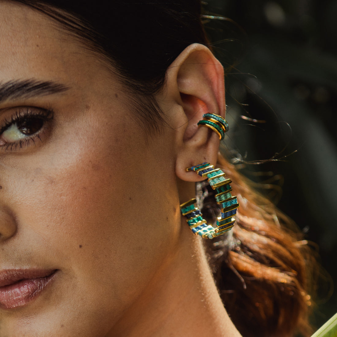 Aretes Cuff chapados en oro con Miyuki