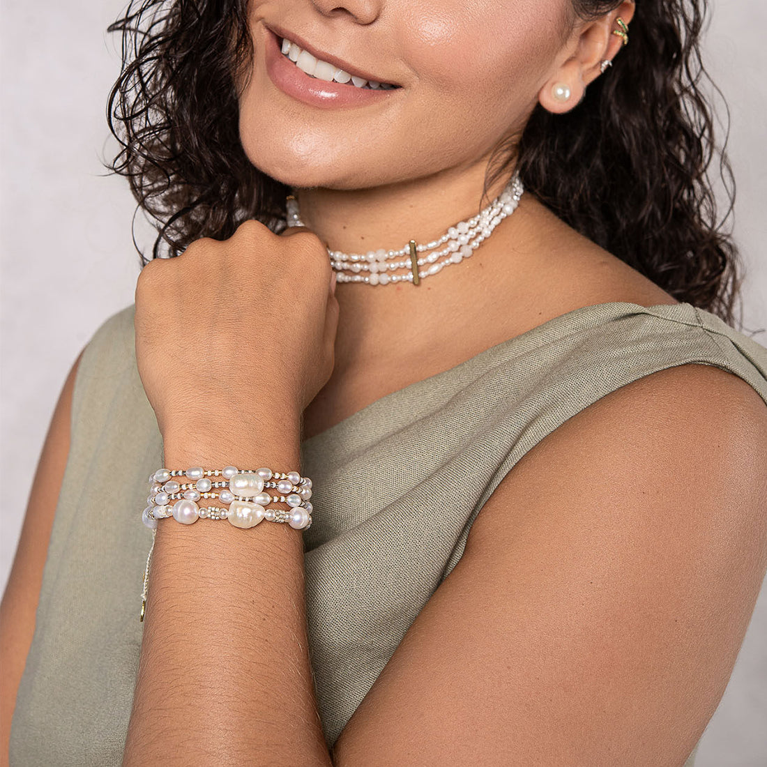 Brazalete Maya Pearl Dorado