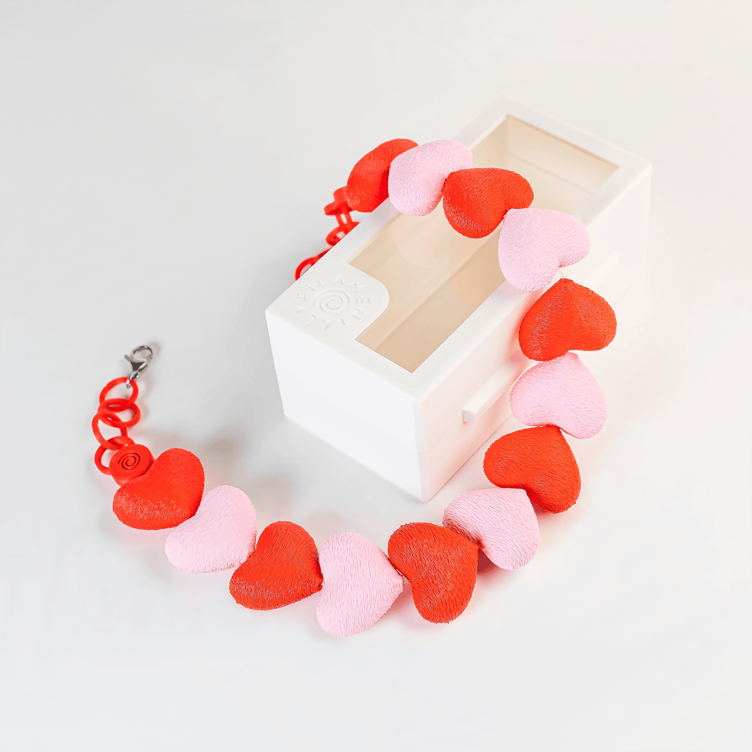 COLLAR GRUESO DE CORAZONES