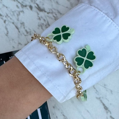 BRAZALETE CON DIJES DE TRÉBOL