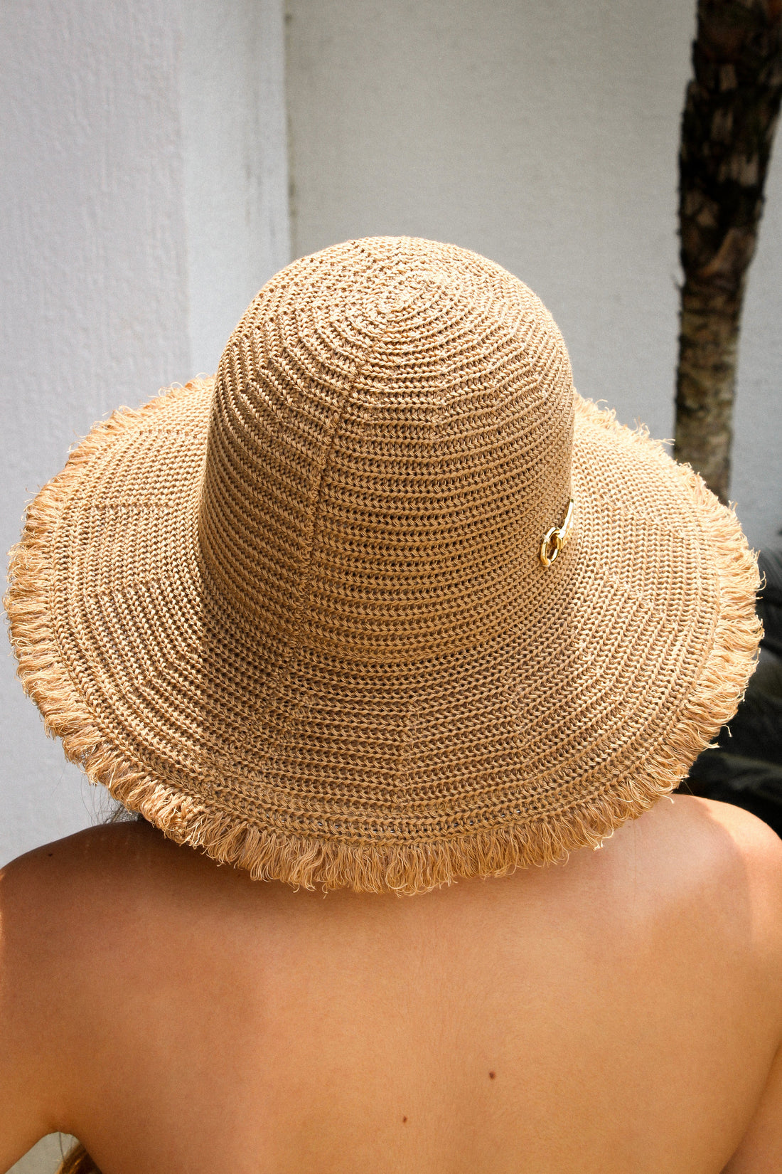 LUCKY STREAK BROWN HAT