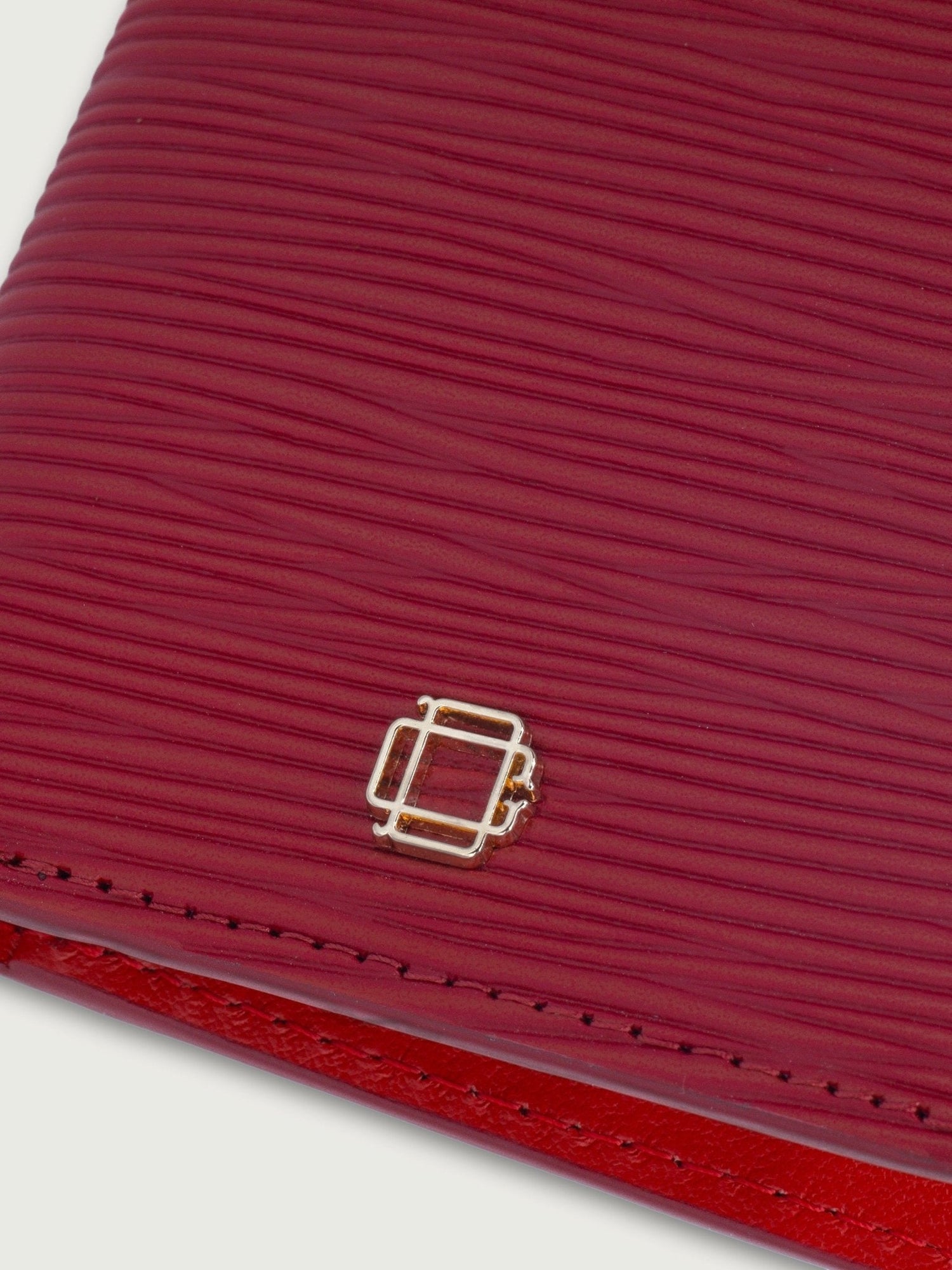 CARTERA VERTICAL DE CUERO ROJO UNISEX