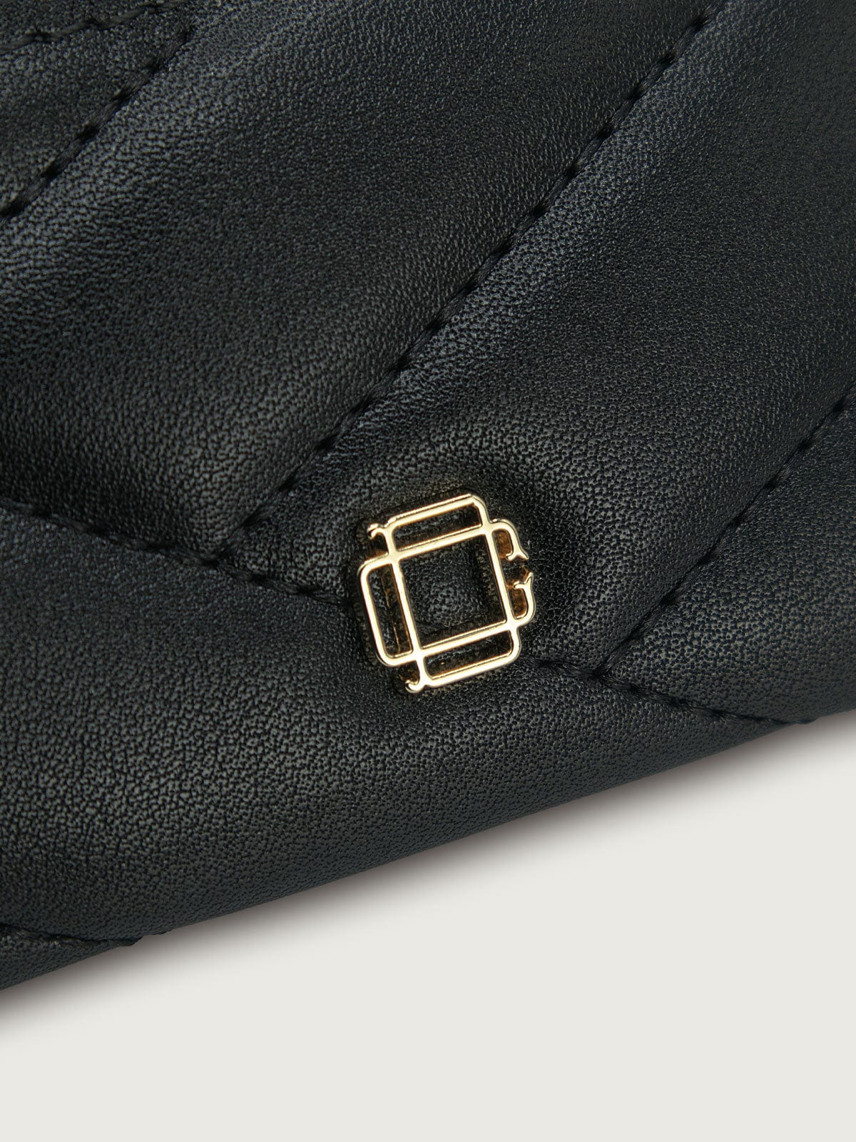 TARJETERO SOFTIE COMPACTO NEGRO